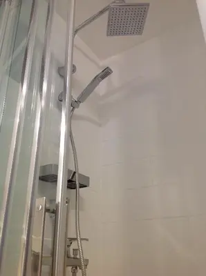 Salle de bains dans l'établissement La Pépite