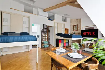 Plan de l'établissement Studio Appartement Quartier Panthéon 3 Free Netflix