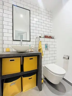 Salle de bains dans l'établissement Charming 2-Room Paris Getaway Near Le Marais
