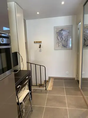 Cuisine ou kitchenette dans l'établissement Studio élégant proche grand Rex Fbg Poissonnière