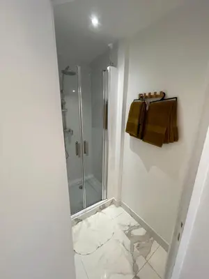 Salle de bains dans l'établissement Appartement au rez de chaussée pres de gare de lyon