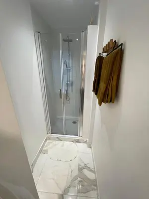 Salle de bains dans l'établissement Appartement au rez de chaussée pres de gare de lyon
