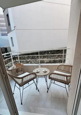 Balcon ou terrasse dans l'établissement Charmant Studio avec Balcon