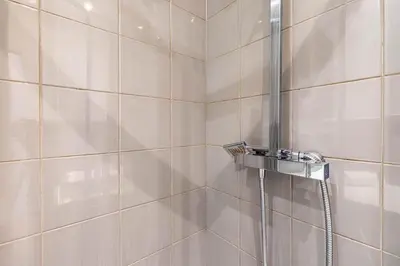 Salle de bains dans l'établissement GuestReady - Séjour Cosy Familial pour 4