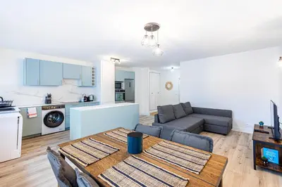 Cuisine ou kitchenette dans l'établissement GuestReady - Séjour Élégant à Paris pour 6