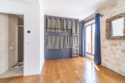 Plan de l'établissement FRATERNiTY-HOTEL