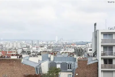 Vue générale sur Paris ou vue de la ville depuis l'appartement