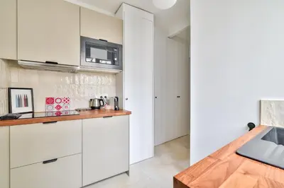 Cuisine ou kitchenette dans l'établissement Paris à Pied : Folies Bergère et Grands Boulevards