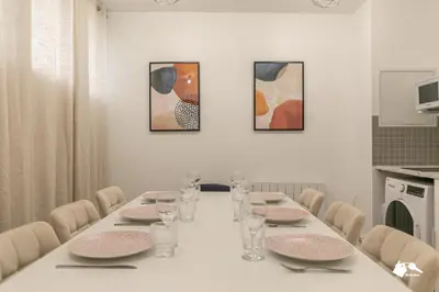 Plan de l'établissement MBA - Beslay - Splendide Appartement Paris Centre