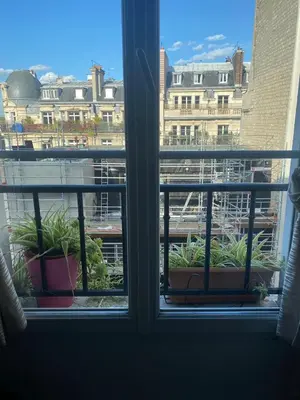 Balcon ou terrasse dans l'établissement Cosy studio in Parisian area 16th