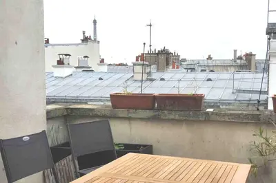Plan de l'établissement paris invalides vue Tour Eiffel duplex