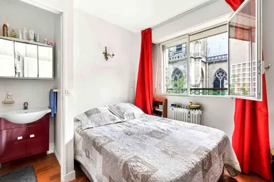 Un ou plusieurs lits dans un hébergement de l'établissement paris invalides vue Tour Eiffel duplex