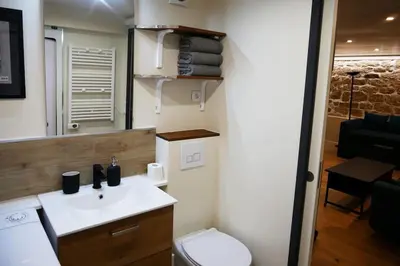 Salle de bains dans l'établissement Maison Moisan - studio 27m2 à Paris 6e