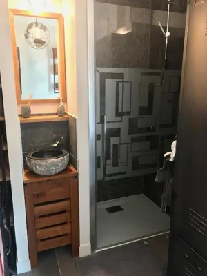 Plan de l'établissement Chambre avec terrasse chez l'habitant dans appartement moderne