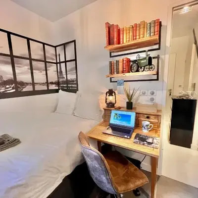 Chambre avec terrasse chez l'habitant dans appartement moderne