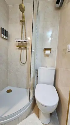 Salle de bains dans l'établissement Paris Sacré Cœur Arev Sur les pas d Emily in Paris