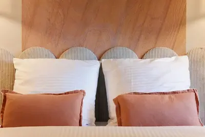 Un ou plusieurs lits dans un hébergement de l'établissement Hermes Room - Duke Housing