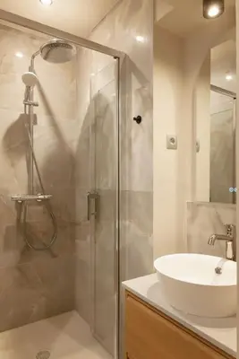 Salle de bains dans l'établissement Hermes Room - Duke Housing