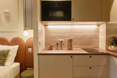 Cuisine ou kitchenette dans l'établissement Saint Charles Room - Duke Housing