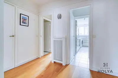 Plan de l'établissement Proche Porte Maillot - Le Véritable - 378B