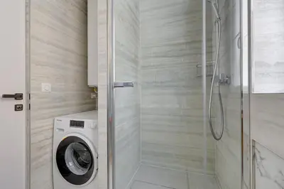 Salle de bains dans l'établissement 1er Arrondissement Paris Luxueuse Suite