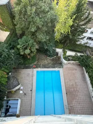 Piscine de l'établissement Cosy Apartment in Paris - Buttes Montmartre ou située à proximité