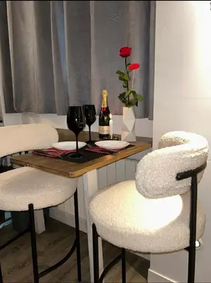 Boissons dans l'établissement Charmant studio et style unique