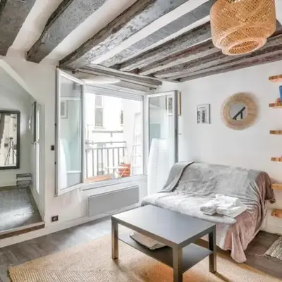 GuestReady - Bright Stay in the Heart of Paris