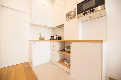 Cuisine ou kitchenette dans l'établissement Beautiful Apartment in saint germain des prés