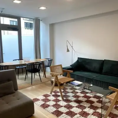 Modern parisian flat in Montparnasse area