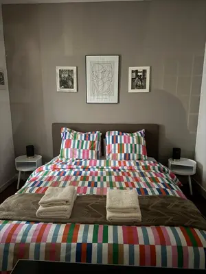 Un ou plusieurs lits dans un hébergement de l'établissement Appartement Magnifique 2 pièces, clair neuf