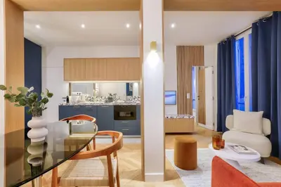 Cuisine ou kitchenette dans l'établissement Bel appartement d'architecte au coeur de Paris