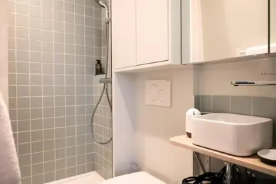 Salle de bains dans l'établissement Villa Montparnasse - 15th arr