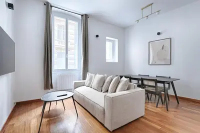 Coin salon dans l'établissement Concorde Saint Honore Apartment 1BR 4P