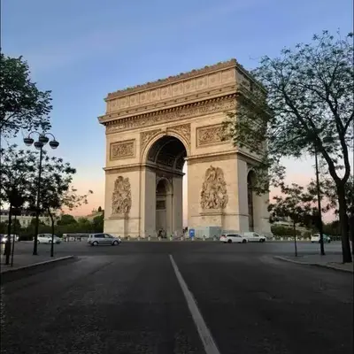 2 bedroom appartement champs Élysée