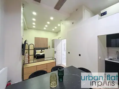 Cuisine ou kitchenette dans l'établissement Urban Flat 05 - Beautiful Flat in Paris