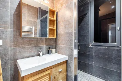 Salle de bains dans l'établissement GuestReady - Peaceful haven perfect for 2