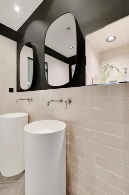 Salle de bains dans l'établissement Magnifique Studio 2P avec Jacuzzi et Cinema
