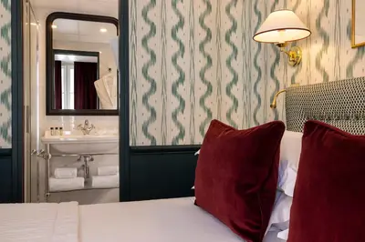Salle de bains dans l'établissement Hotel du Champ de Mars