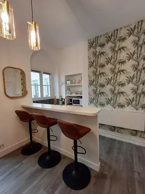 Cuisine ou kitchenette dans l'établissement Gare Montparnasse,gorgeous1 bedroom,close to Eiffel tour,center , stuning place