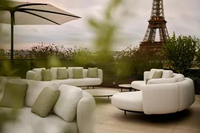 Coin salon dans l'établissement HIGHSTAY - Luxury Serviced Apartments - Eiffel