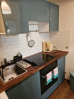 Cuisine ou kitchenette dans l'établissement Paris Ménilmontant Studio 2 pers
