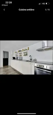 Cuisine ou kitchenette dans l'établissement La tanière Mandar