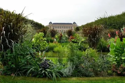 Jardin de l'établissement Romantic Brand New Suite in Central Paris, Bathroom, Kitchen