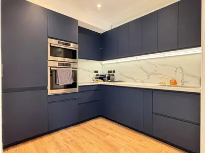Cuisine ou kitchenette dans l'établissement Renovated Apartment near Tuileries and Concorde