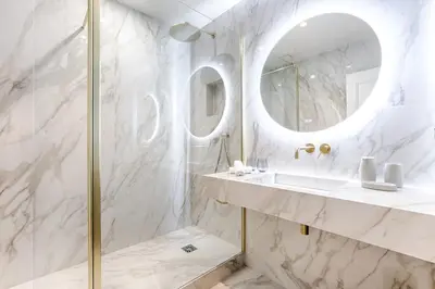 Salle de bains dans l'établissement Stunning 2 bedroom at Montparnasse