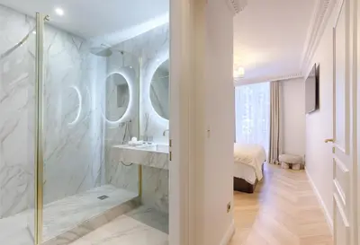 Salle de bains dans l'établissement Stunning 2 bedroom at Montparnasse