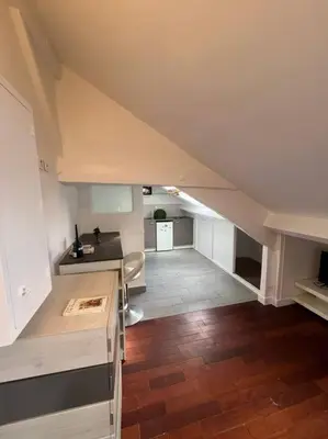 Cuisine ou kitchenette dans l'établissement Au Cœur de Montmartre