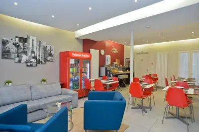 Coin salon dans l'établissement Hôtel du Quai de Seine