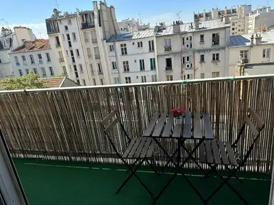 Balcon ou terrasse dans l'établissement Piso en paris metro duplex Line 6